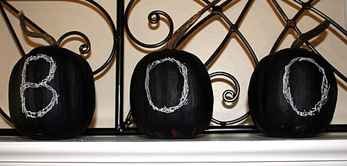 boo chalkboard pumpkins