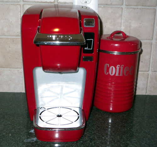 Red Kuerig Coffee Pot