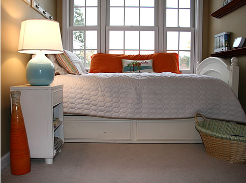 tangerine tango accent in room