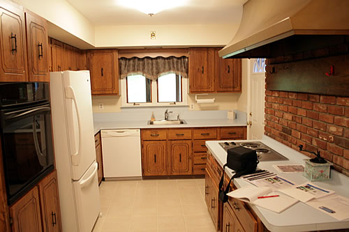 kitchen before moving in