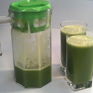 batching green juice for later use