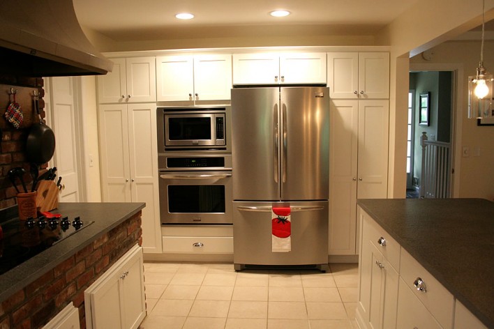 kitchen renovation from YourHomeOnlyBetter.com