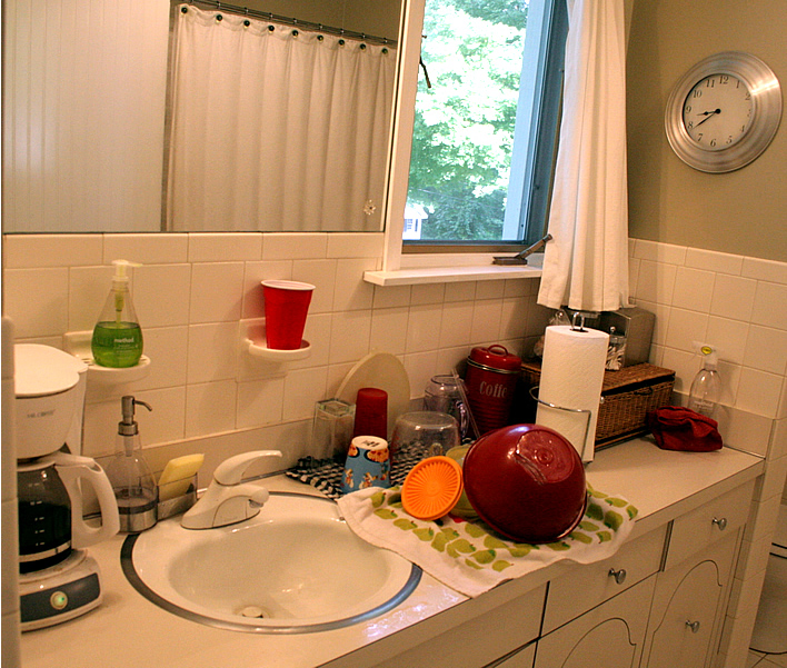 Bathroom turned kitchen during a renovation ("B-itchen")
