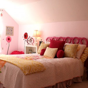 pink and yellow girls bedroom #yourhomeonlybetter