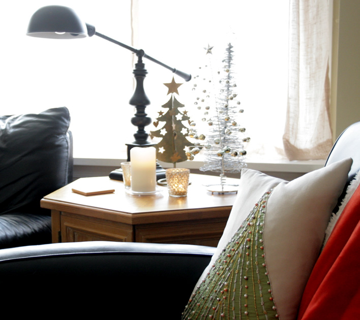 Holiday Home Tour Sans the Tree @Yourhomeonlybetter