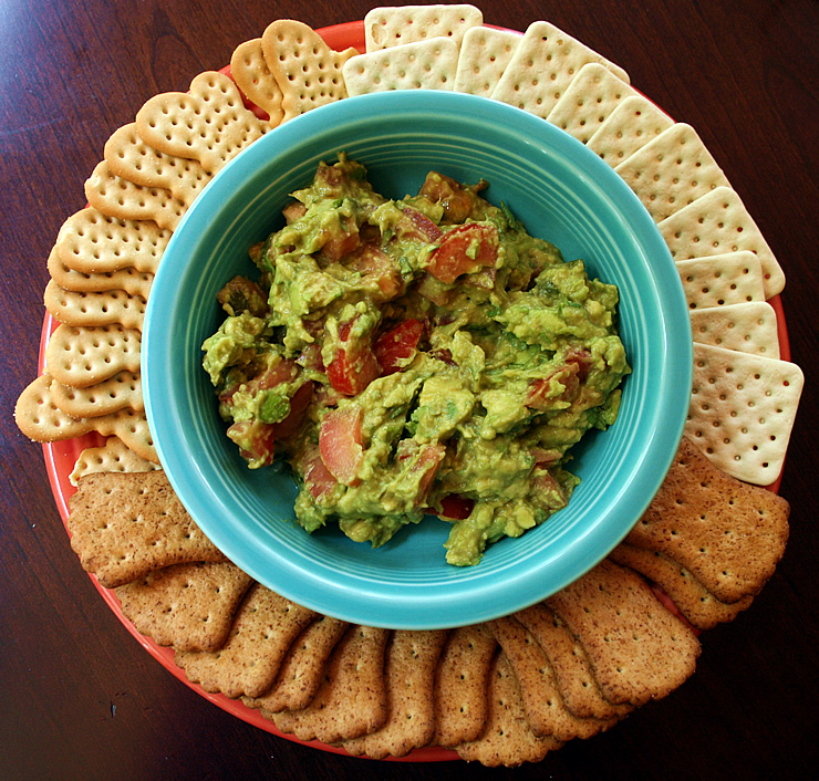 Easy Spicy Avocado Dip