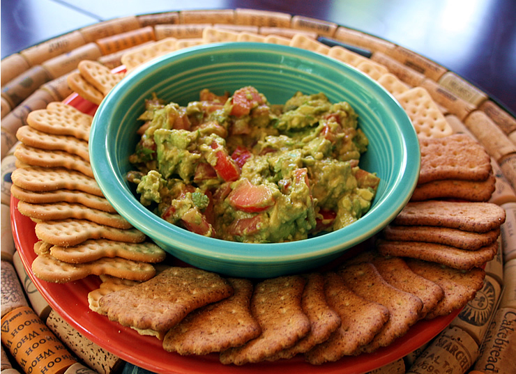 Easy Spicy Avocado Dip